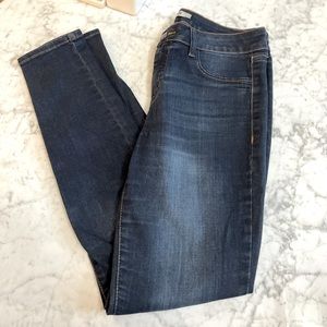 Dark Refuge Jeans